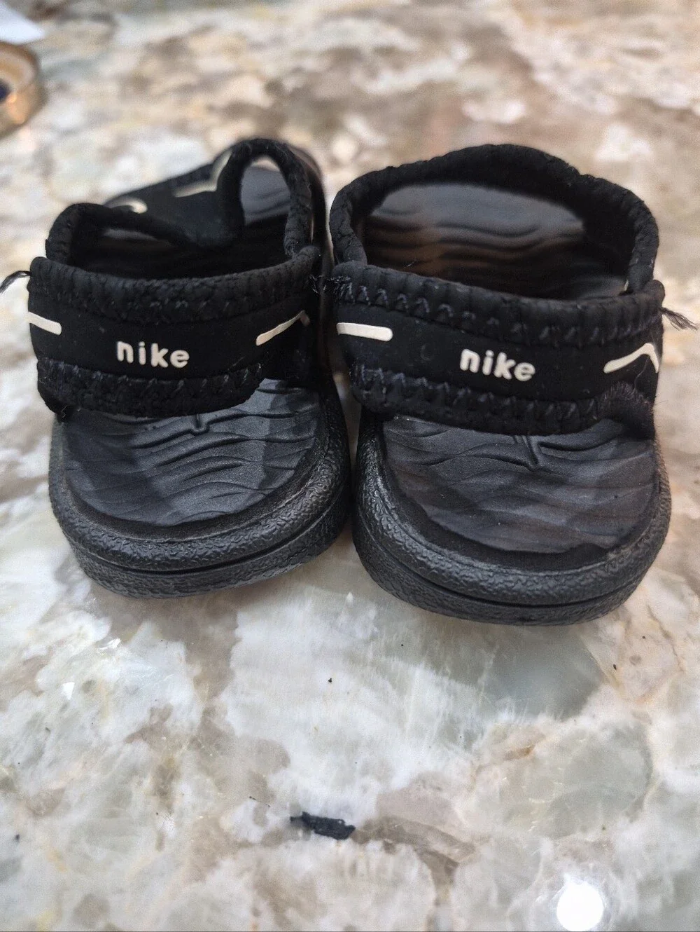 Nike Baby Play Sandals Slip On Elastic Back Size 2C